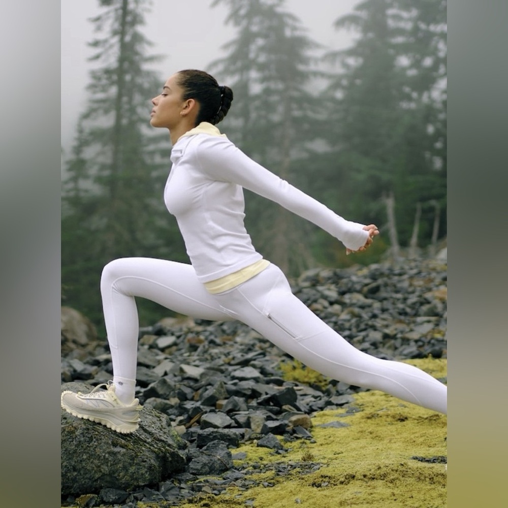 NWT Athleta White Ranier Leggings